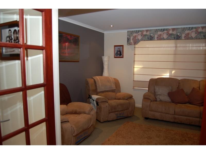 59 Scaramento Parade, Hocking WA 6065