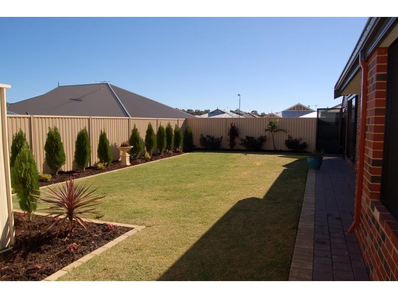 59 Scaramento Parade, Hocking WA 6065