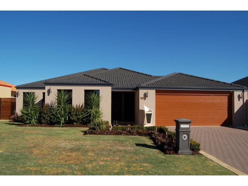 59 Scaramento Parade, Hocking WA 6065