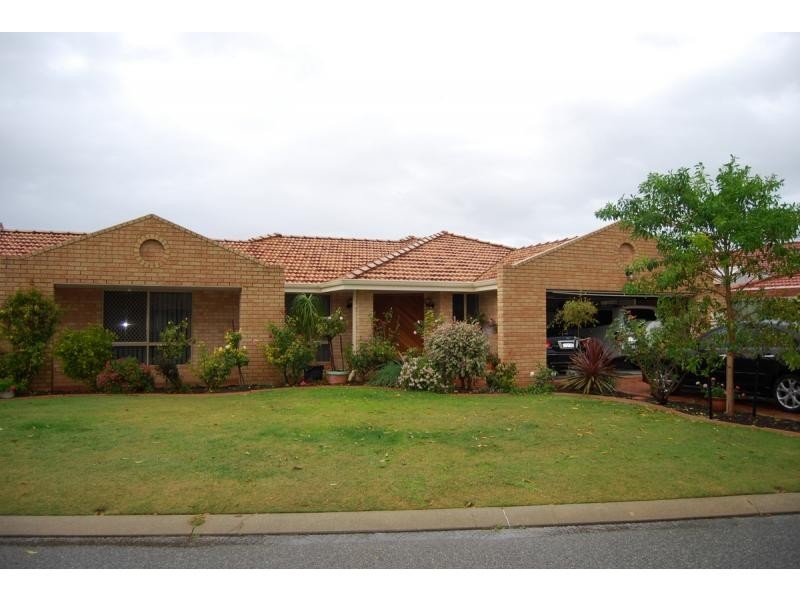 1 Bass Court, Waikiki WA 6169