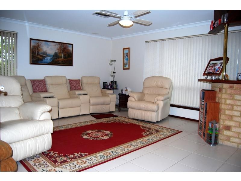 1 Bass Court, Waikiki WA 6169