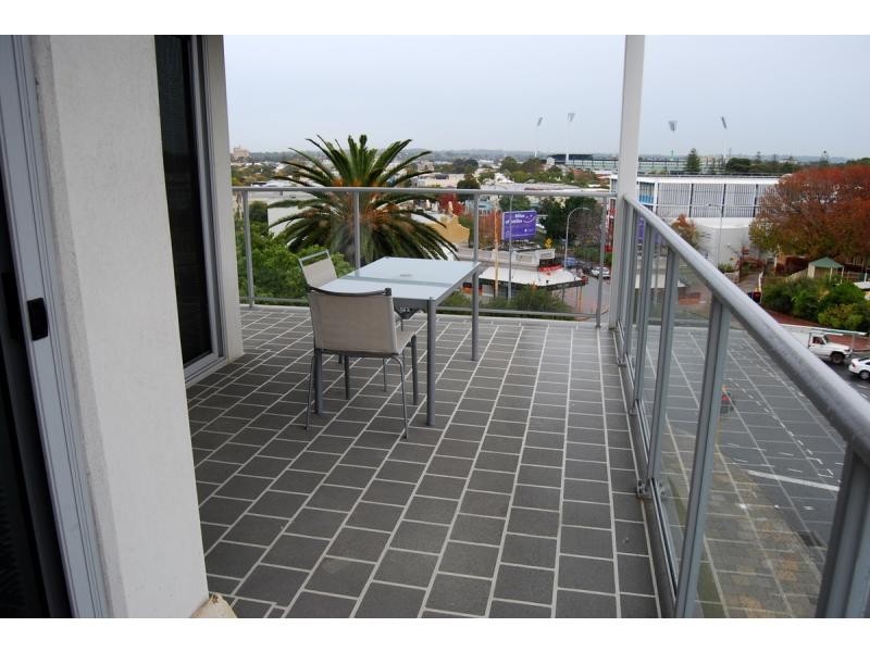 13/1331 HAY Street, West Perth WA 6005