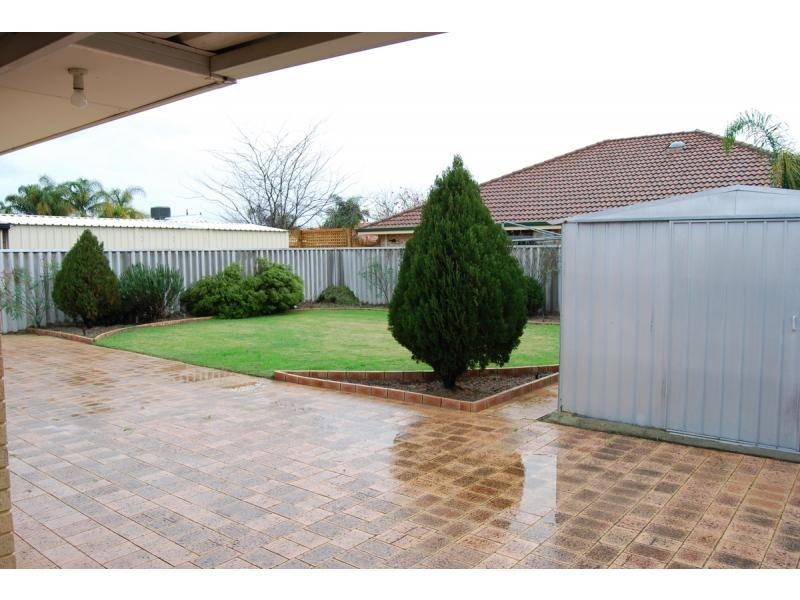 73 Harpenden Street, Huntingdale WA 6110