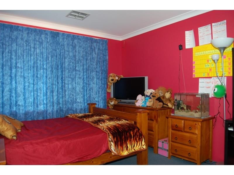 21 Ballard , Summerville Waters, Wanneroo WA 6065
