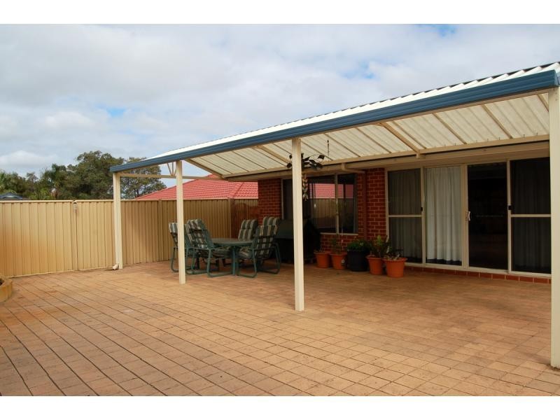 21 Ballard , Summerville Waters, Wanneroo WA 6065
