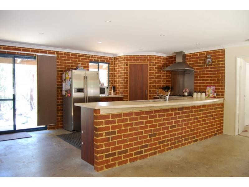 343 Murray Grey Circle, Lower Chittering WA 6084