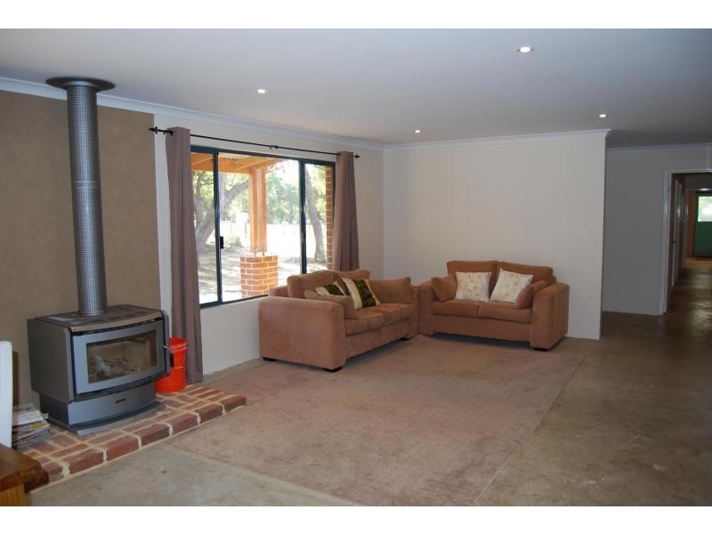 343 Murray Grey Circle, Lower Chittering WA 6084