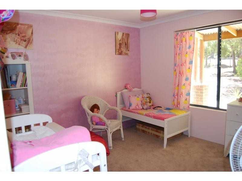 343 Murray Grey Circle, Lower Chittering WA 6084