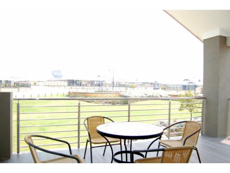 17 ARDEA Way, Tapping WA 6065