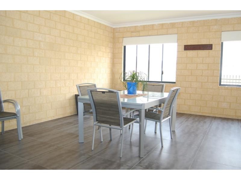 17 ARDEA Way, Tapping WA 6065