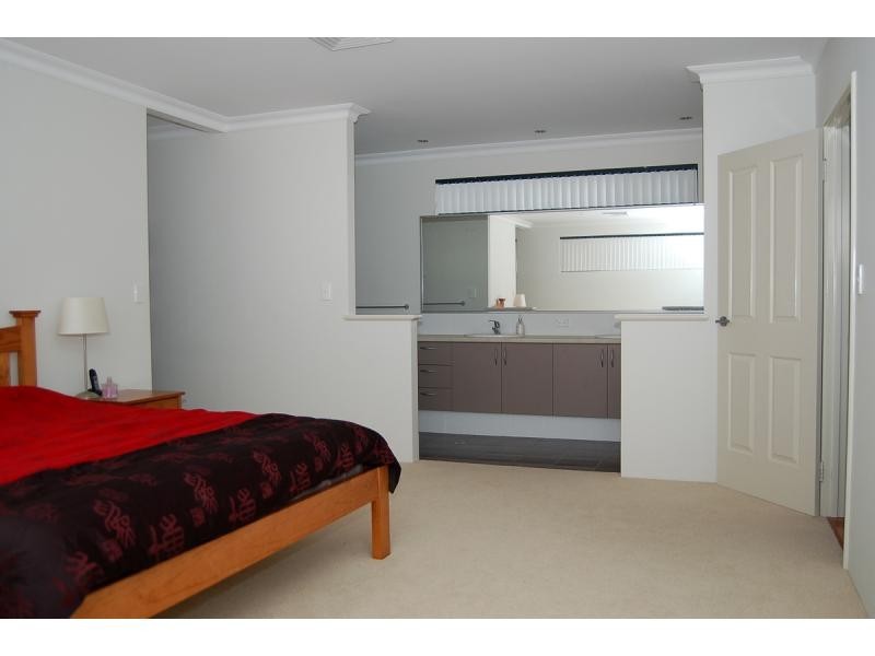 17 ARDEA Way, Tapping WA 6065