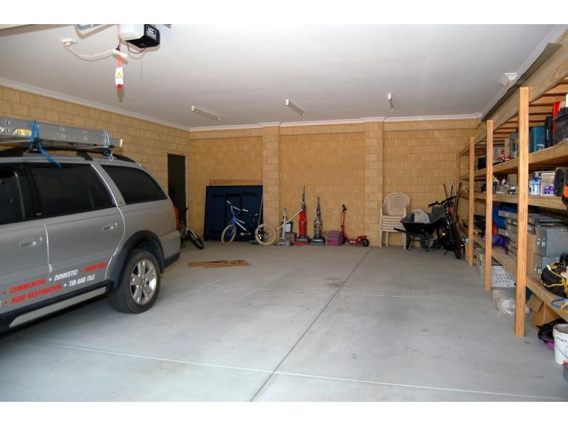 17 ARDEA Way, Tapping WA 6065