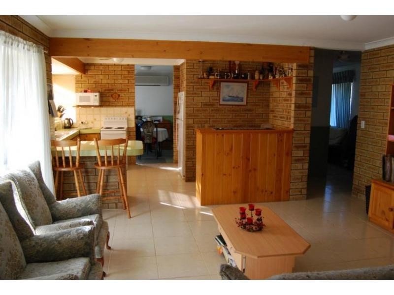 19 Challenger Avenue, Parmelia WA 6167