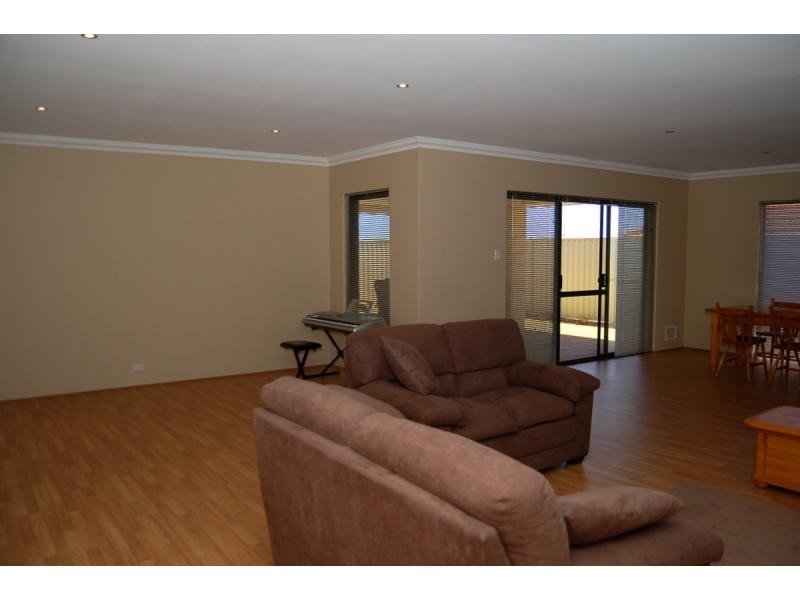 7 Barcelona Terrace, Hocking WA 6065