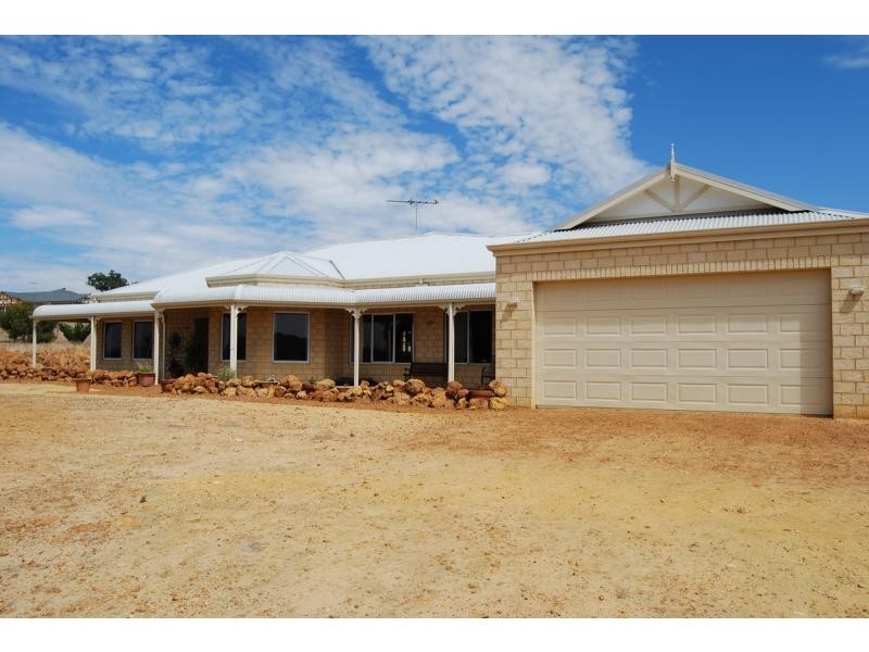 236 Ayrshire Loop, Lower Chittering WA 6084
