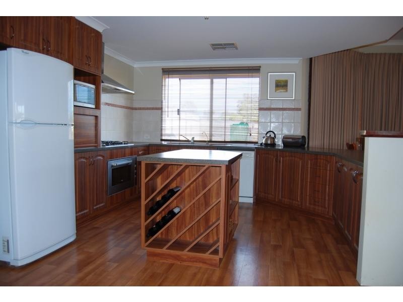 236 Ayrshire Loop, Lower Chittering WA 6084
