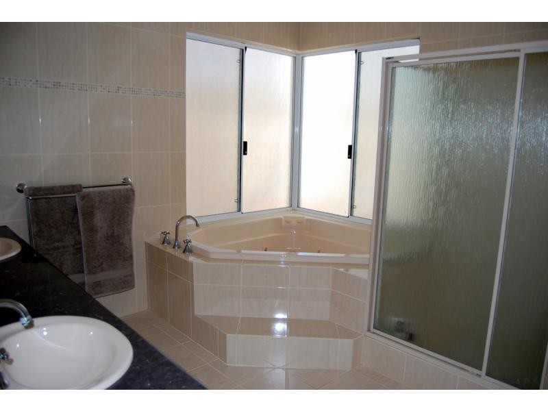 236 Ayrshire Loop, Lower Chittering WA 6084