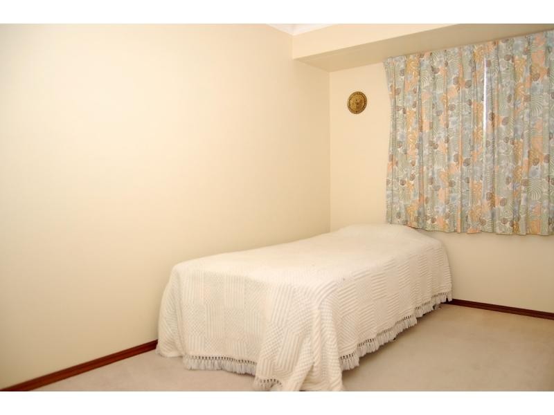 34 Peregrine Drive, Kingsley WA 6026