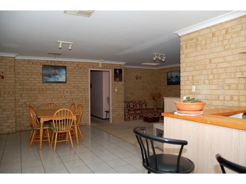 34 Peregrine Drive, Kingsley WA 6026