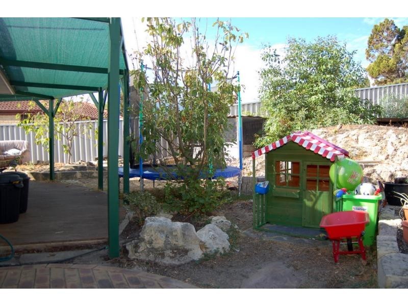 35 Oakover Way, Heathridge WA 6027