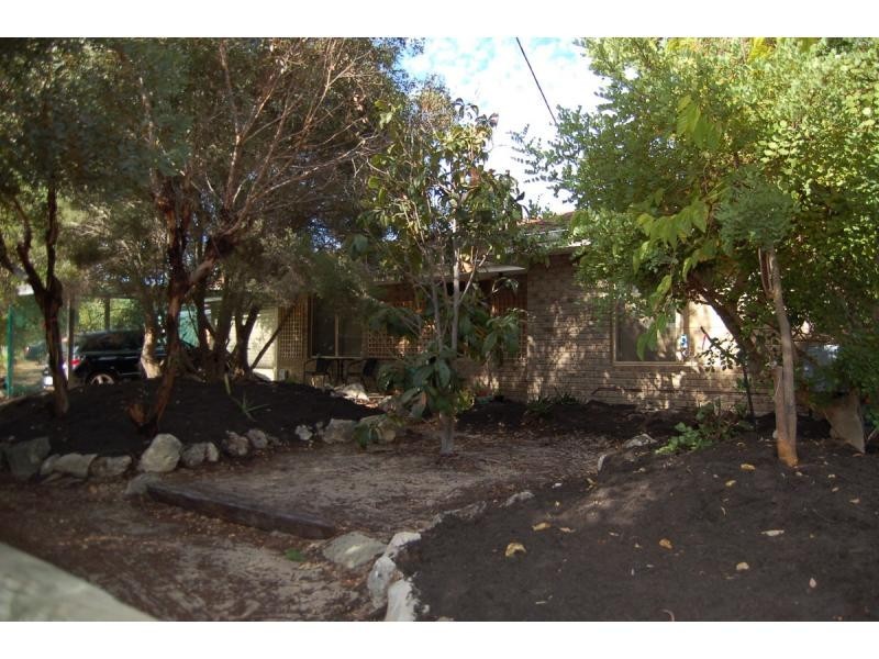 35 Oakover Way, Heathridge WA 6027