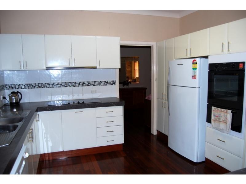 586 Great Northern Highway, Herne Hill WA 6056