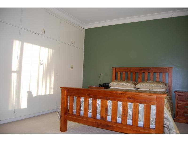 586 Great Northern Highway, Herne Hill WA 6056