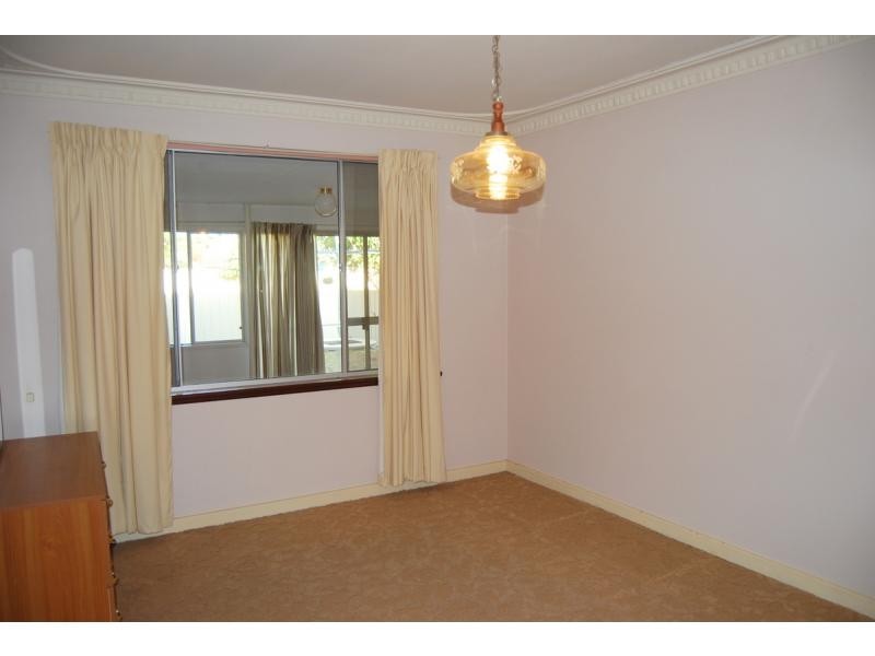 2 A Choules Place, Myaree WA 6154