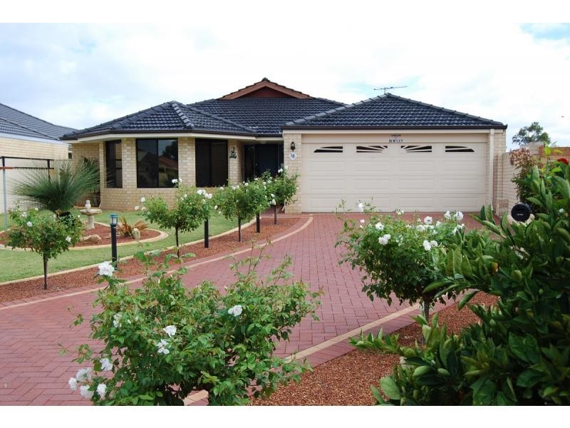 18 Woodside Loop, Beckenham WA 6107