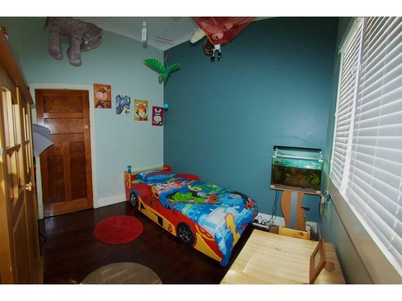 30 FIFTH Avenue, Bassendean WA 6054