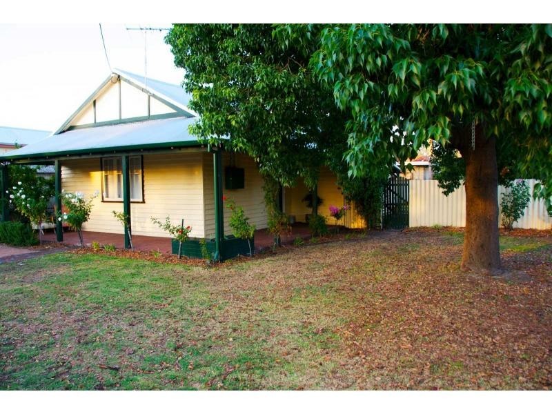 30 FIFTH Avenue, Bassendean WA 6054