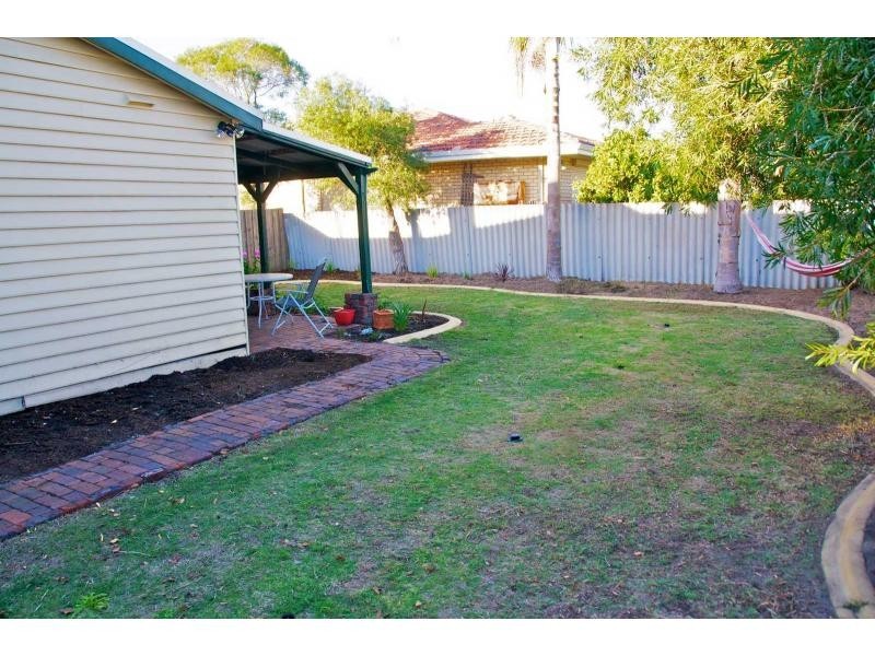 30 FIFTH Avenue, Bassendean WA 6054