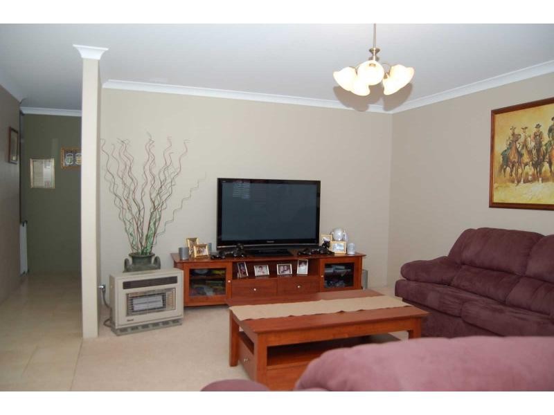 9 Hennessy Drive, Ashby WA 6065