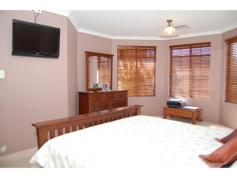 9 Hennessy Drive, Ashby WA 6065