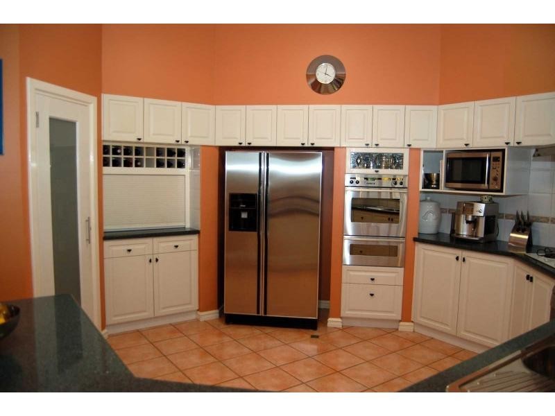 5 BUTIA Mews, Woodvale WA 6026