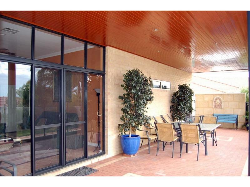 5 BUTIA Mews, Woodvale WA 6026