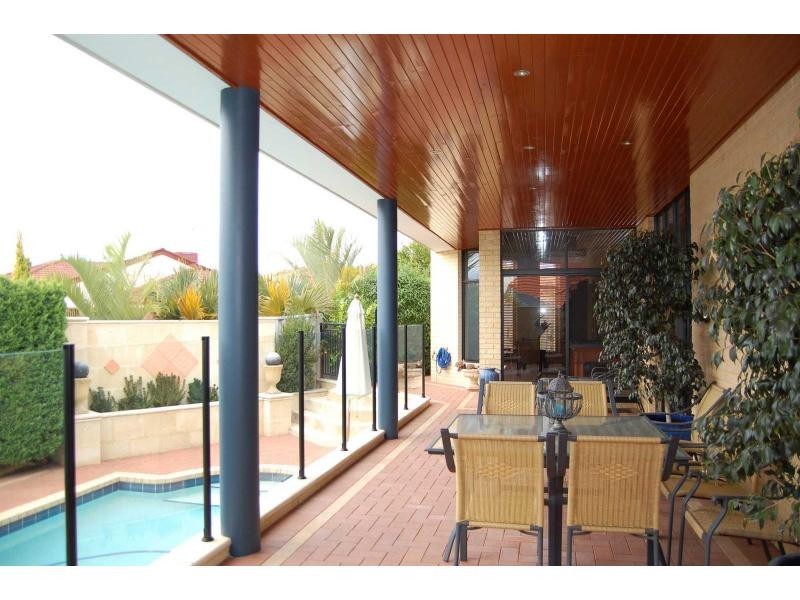 5 BUTIA Mews, Woodvale WA 6026