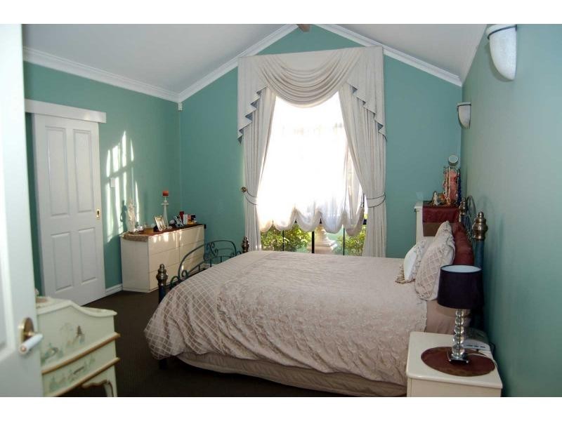 5 BUTIA Mews, Woodvale WA 6026