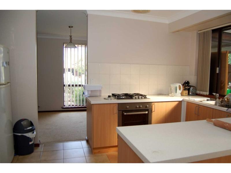 8 BAYOU Court, Heathridge WA 6027