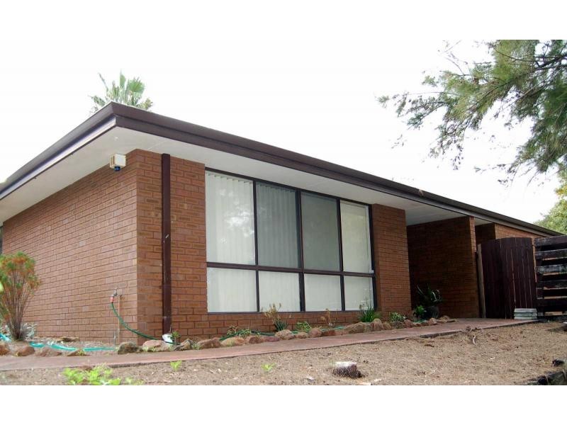 8 BAYOU Court, Heathridge WA 6027