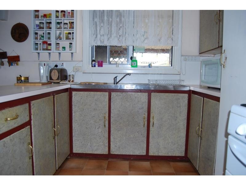 33 Braithwaite Road, Lockridge WA 6054