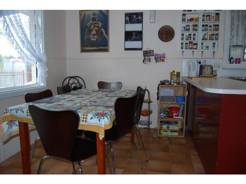 33 Braithwaite Road, Lockridge WA 6054