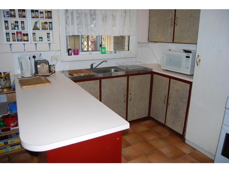 33 Braithwaite Road, Lockridge WA 6054