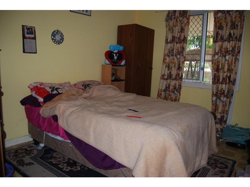 33 Braithwaite Road, Lockridge WA 6054