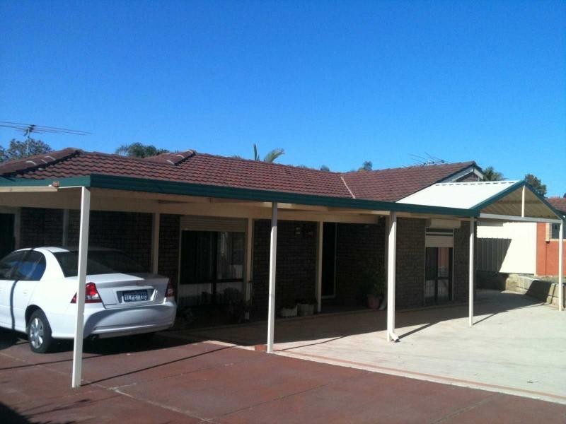 4 Bannerman Court, Marangaroo WA 6064