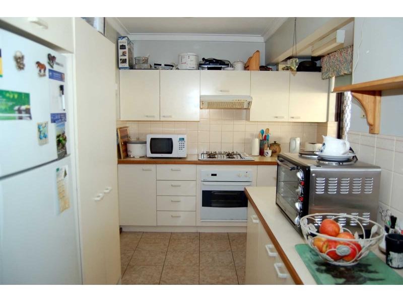 4 Bannerman Court, Marangaroo WA 6064