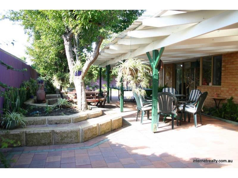 27 Dollis Way, Kingsley WA 6026