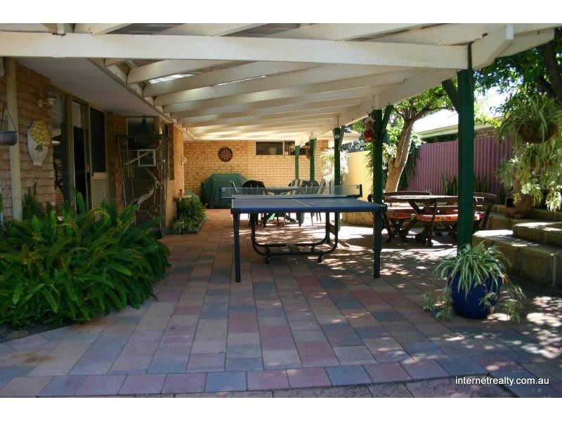 27 Dollis Way, Kingsley WA 6026