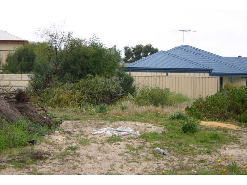 3 Le Buse Street, Yanchep WA 6035