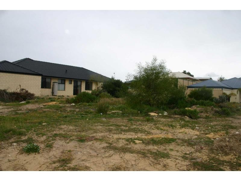 3 Le Buse Street, Yanchep WA 6035